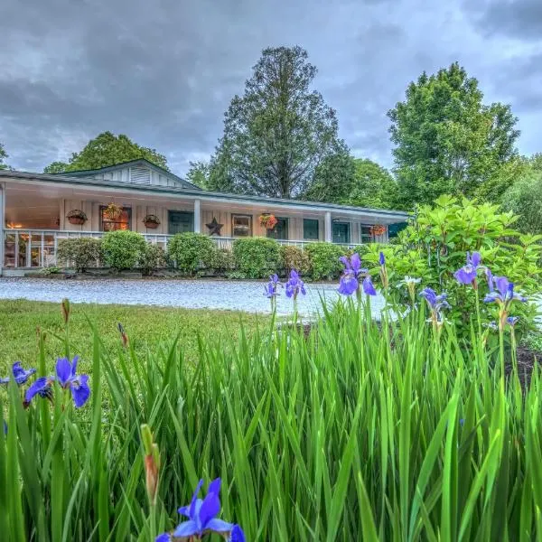 Linville Falls Lodge & Cottages、Linville Fallsのホテル