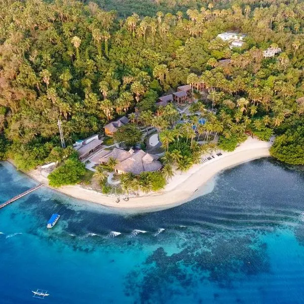 Exclusive tropical beachfront resort in Puerto Galera