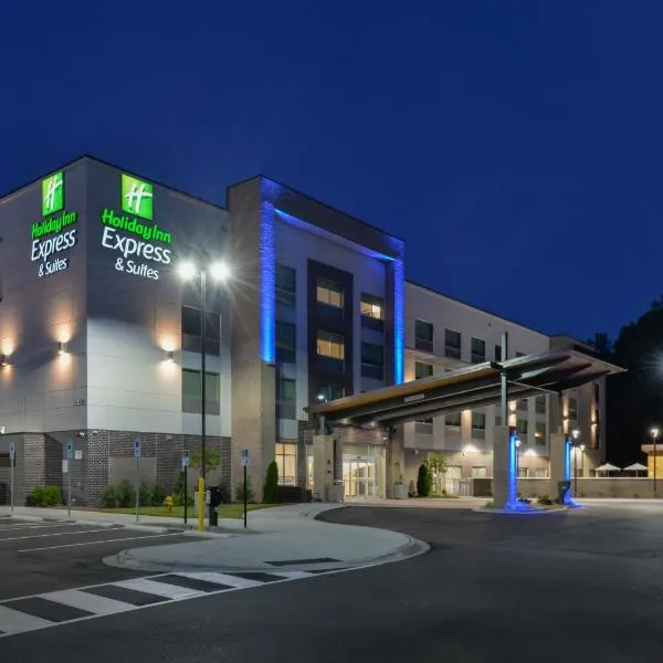 Holiday Inn Express & Suites Charlotte - Ballantyne by IHG, hotel di Charlotte