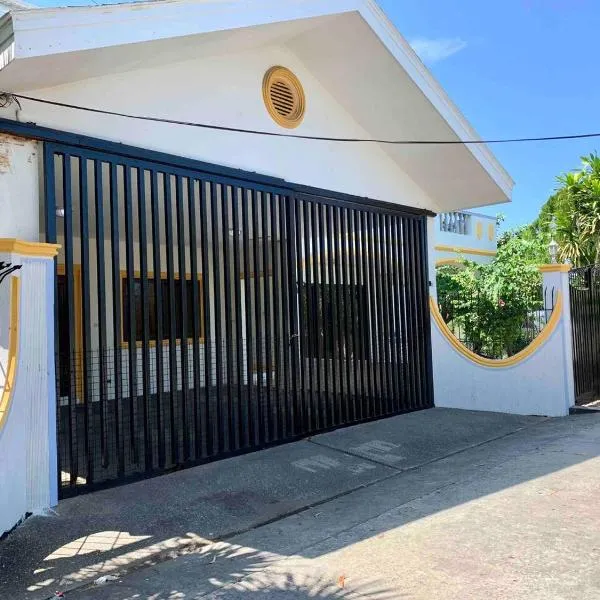 Exclusive Beachfront House at San Juan La Union, hôtel à San Juan