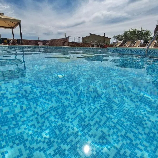 Hotel Meridiana, hotel v destinaci Arbus