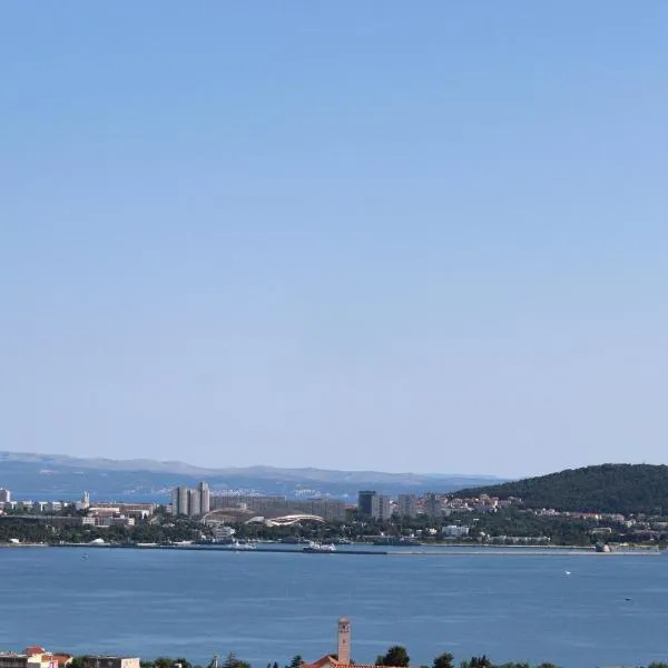 Apartments A&G, hotel in Kaštela