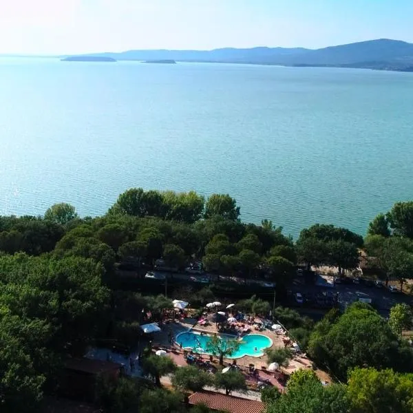 Cerquestra Camping Village, ξενοδοχείο σε Monte del Lago