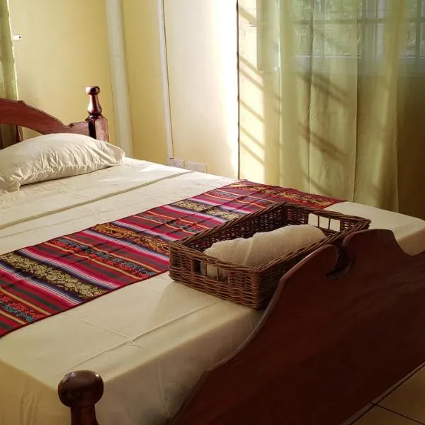 Unit 4 Private Apartment - Roseau, hotel en Roseau