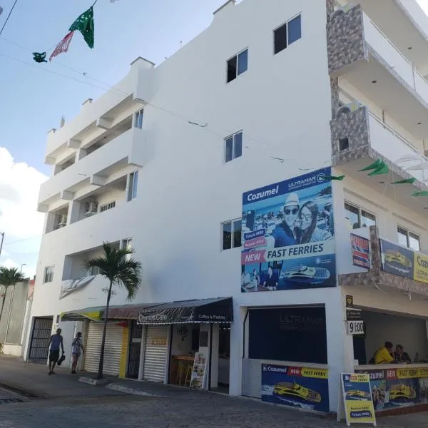 A una calle del ado 5ta avenida, hotel a Playa del Carmen