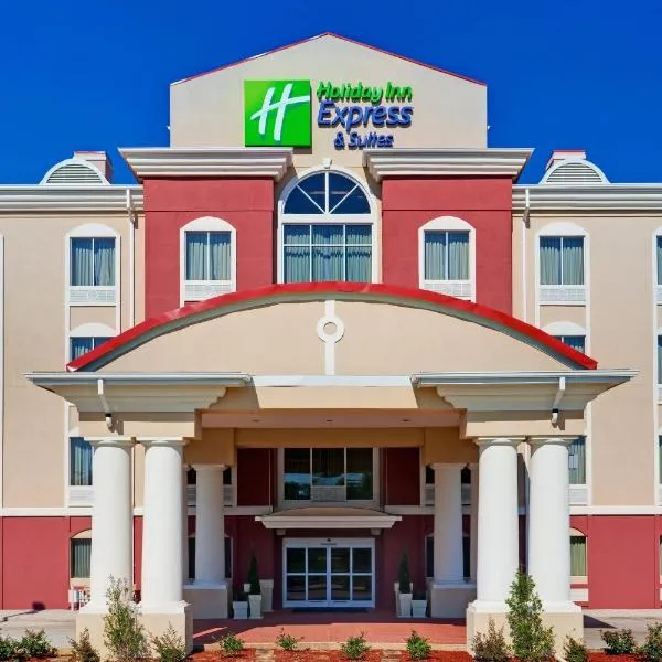 Holiday Inn Express Hotel & Suites Byram by IHG, hotel sa Byram