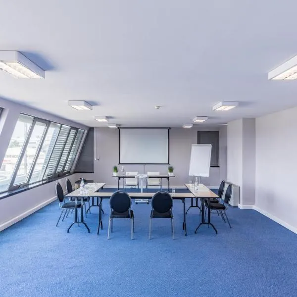 Holiday Inn Express Lisbon Airport by IHG, ξενοδοχείο στη Λισαβόνα