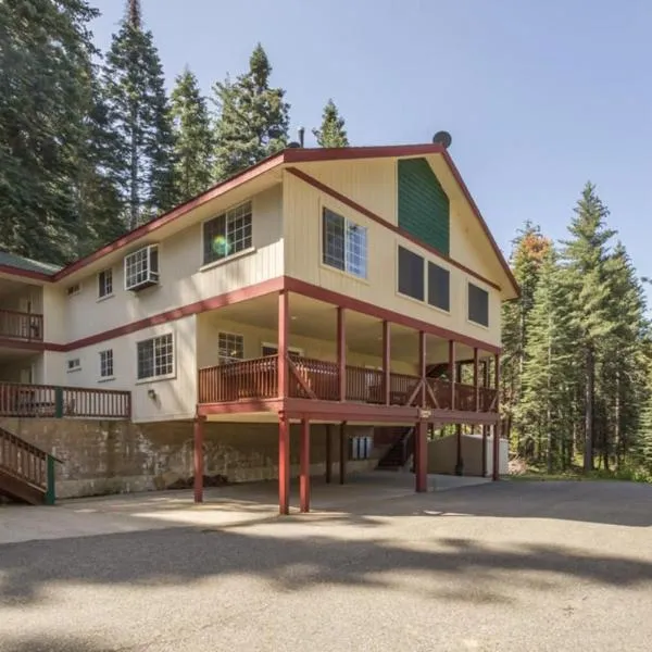 YoBee! Park Reservation Included! Heart of Yosemite - Homey Studios and Breakfast, ξενοδοχείο σε Yosemite West