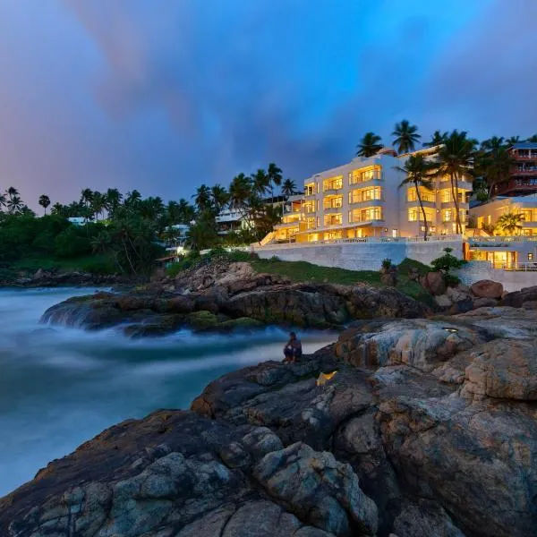 Rockholm at the Light House Beach, hotel in Kovalam