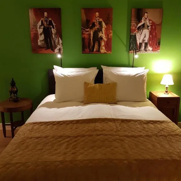 Emma's B&B, hotel in The Hague