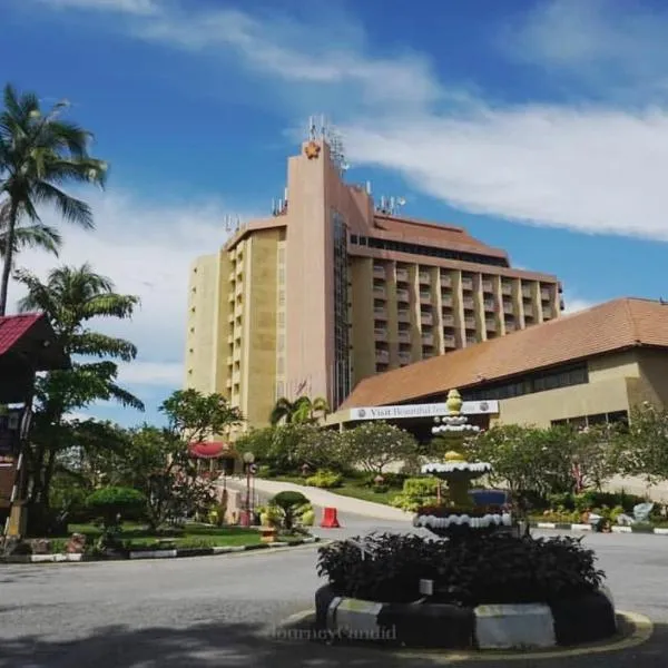 Primula Beach Hotel, hotel in Kuala Terengganu