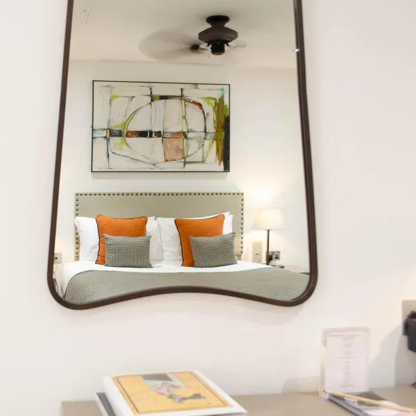 The Chronicle by Supercity Aparthotels, hotel in London