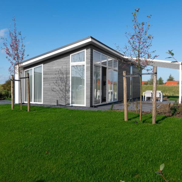 Modern, high-quality chalet with WiFi near the Oosterschelde