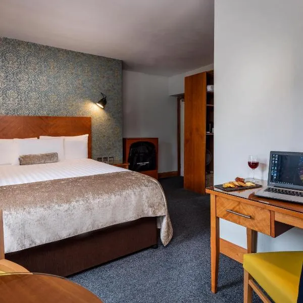 Treacys Hotel & Leisure Centre Waterford, hotel in Waterford
