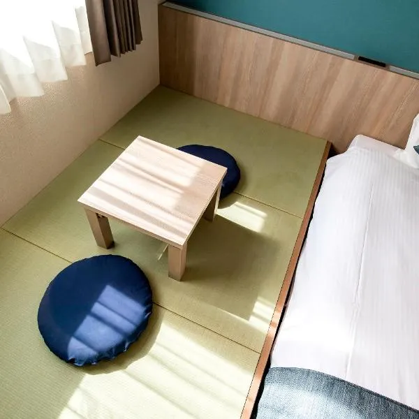 Hotel Lantana Naha Matsuyama，位于那霸的酒店