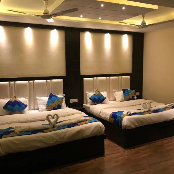 Hotel Kabir Residency-4 MIN WALK TO GOLDEN TEMPLE, hotel din Amritsar