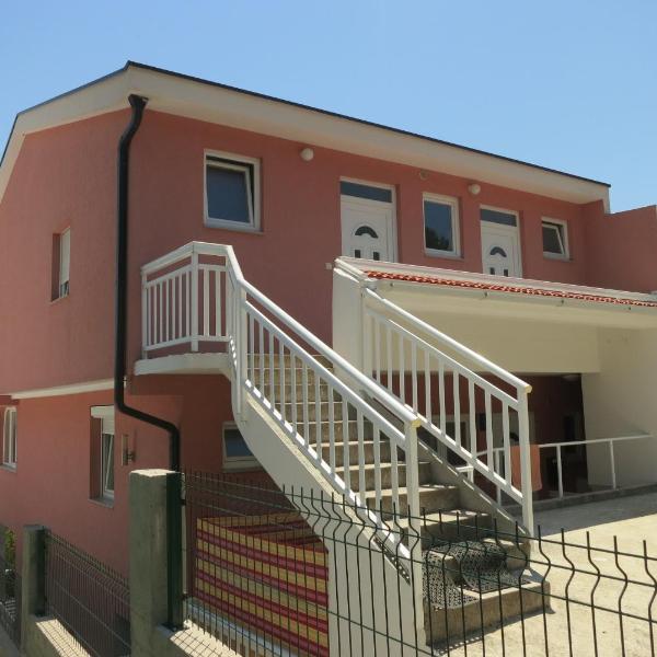 Apartments Pehar