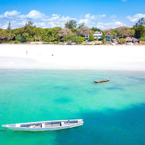 Tequila Sunrise Forest Cabana - on Diani Beach