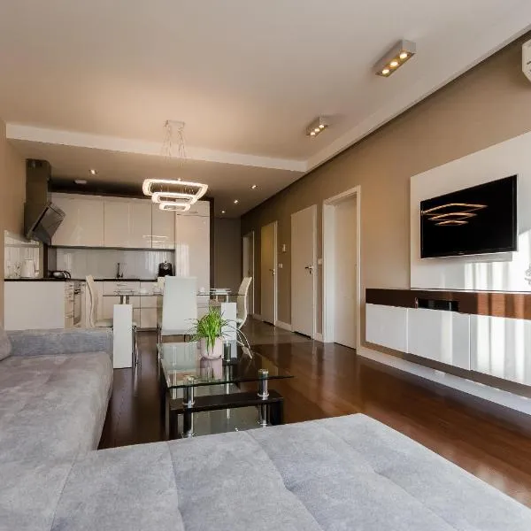 Old Town Luxury Apartments, ξενοδοχείο στην Κρακοβία