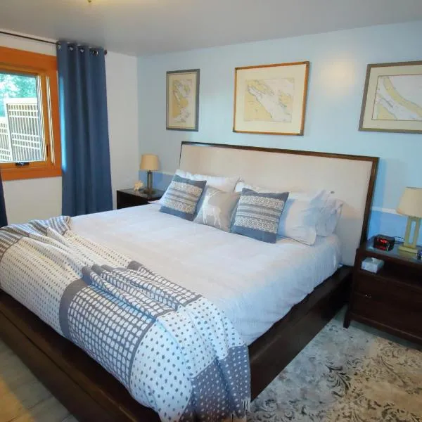 Mossy Hill Suite，位于Salt Spring Island的酒店
