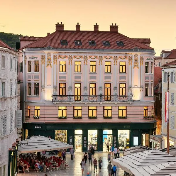 Piazza Heritage Hotel, hotell i Split