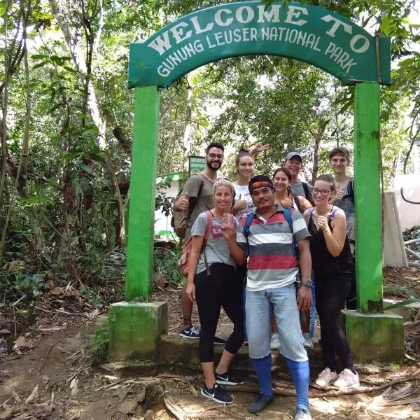 Jungle treking & Jungle Tour if you want to stay here,you must book treking only with us, hotel in Bukit Lawang