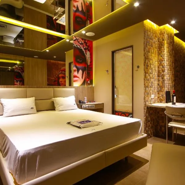 Motel Golf (Adult Only), hôtel à Osasco