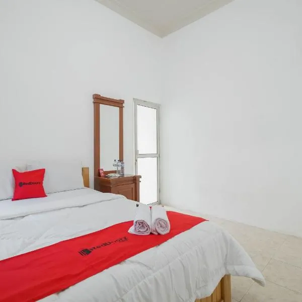 RedDoorz Syariah near Watervang Lubuk Linggau 2, hotel a Lubuklinggau