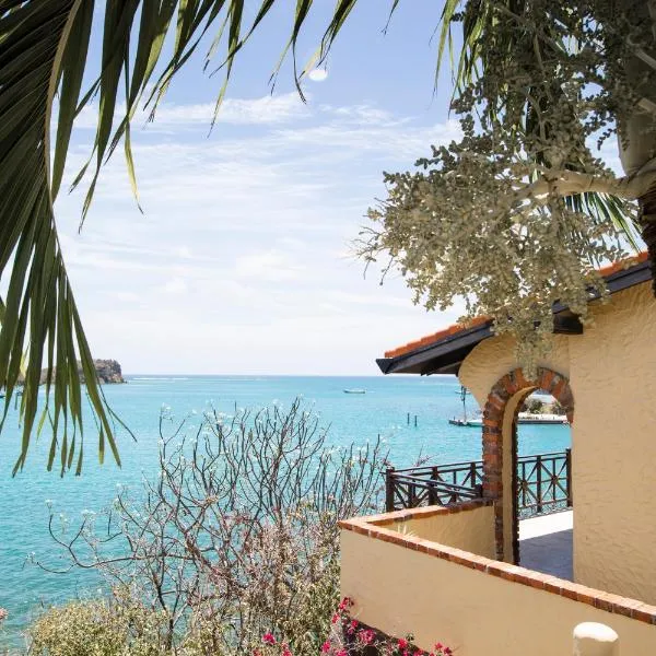 Secret Harbour Boutique Hotel and Marina, hotel in Lance aux Épines