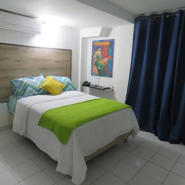 SERENADE Lodging Rooms, Hotel in Panama-Stadt