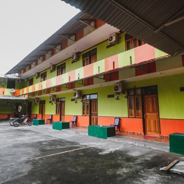 RedDoorz @ Malalayang Manado
