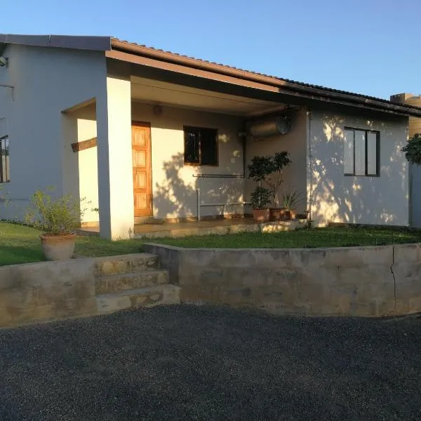 Umsinsi Cottage, hotel in Hluhluwe