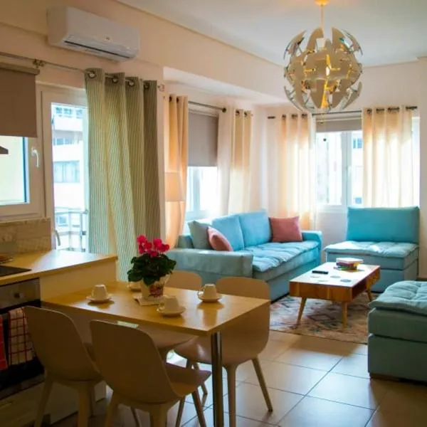 SUNNY CENTRAL LUXURY APARTMENT, hôtel à Vólos