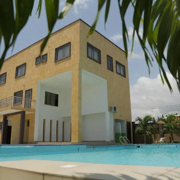 Cocktail and Dreams Hotel, hotel en Accra