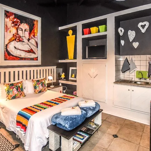 Hello Sunshine Self Catering Studio Apartments、ネルスプロイトのホテル