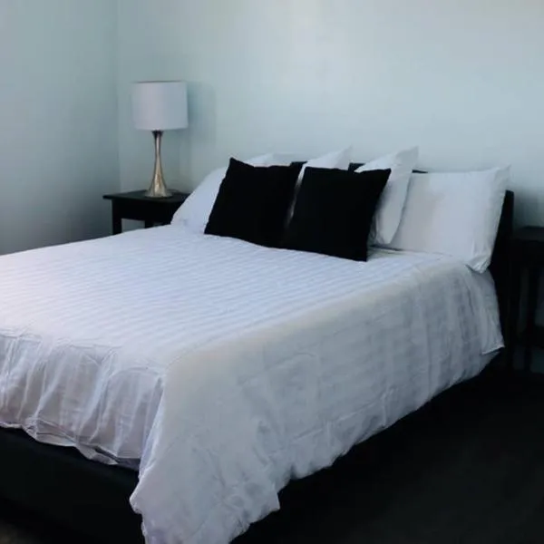 Sun Dog Manor, hotel in Maple Creek