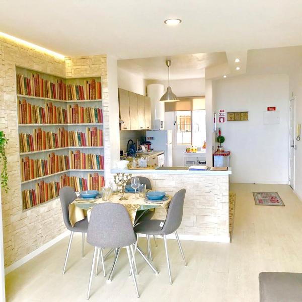 Charming Apartment in Funchal with Sea and Mountain View 70 m²