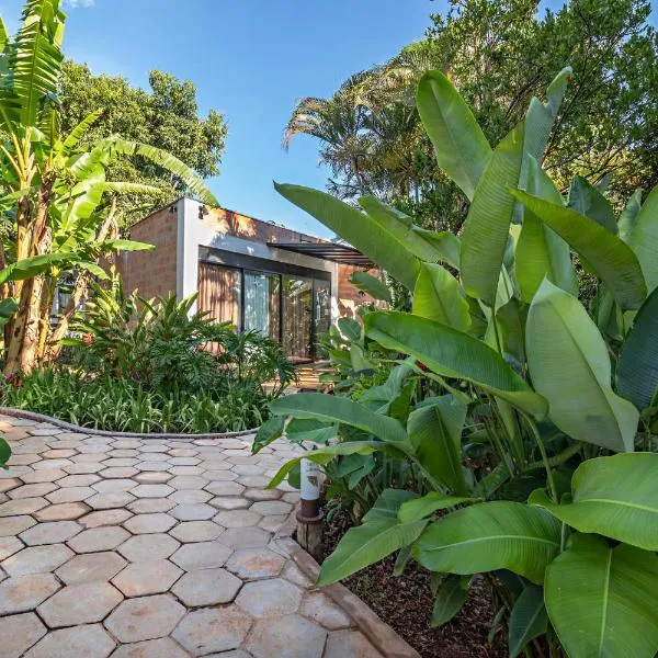 Suítes no Quintal, hotel in Brotas