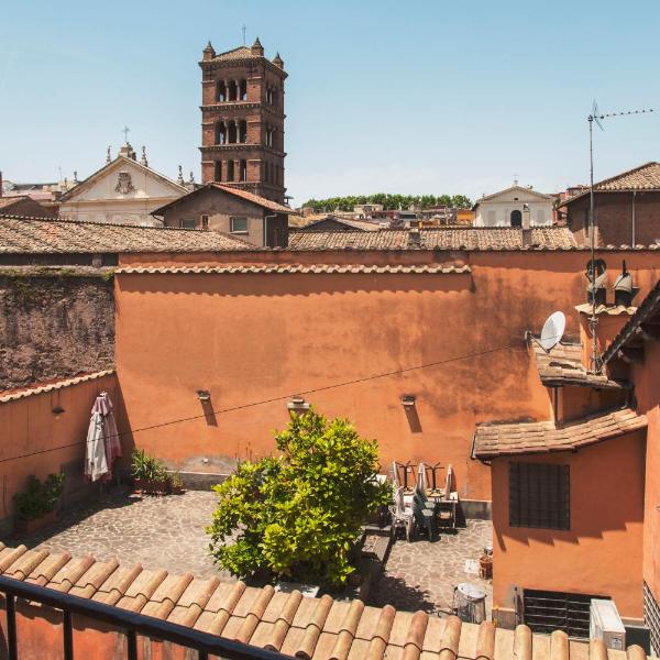 Santa Cecilia in Trastevere with Balcony