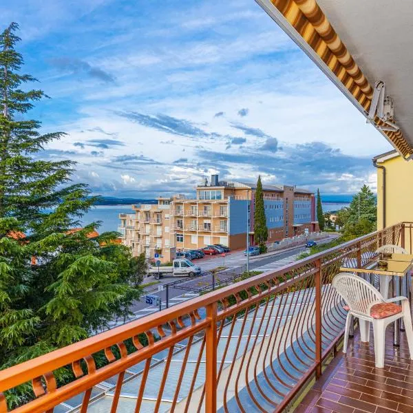 Vacattio apartment 2, hotel v destinaci Crikvenica