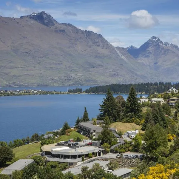Holiday Inn Queenstown Frankton Road by IHG, hotel in Queenstown