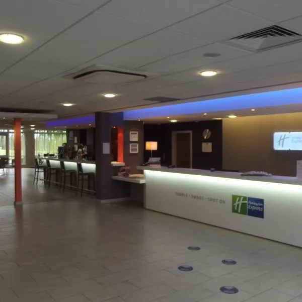 Holiday Inn Express Preston South by IHG, hotel in Preston