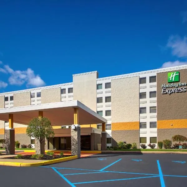 Holiday Inn Express Pittston - Scranton Airport by IHG, hotel di Pittston