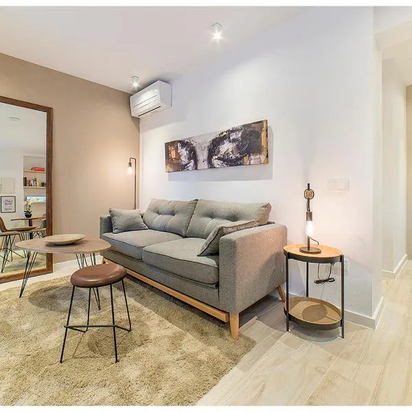 Apartamentos Madrid Rio, hotel in Madrid
