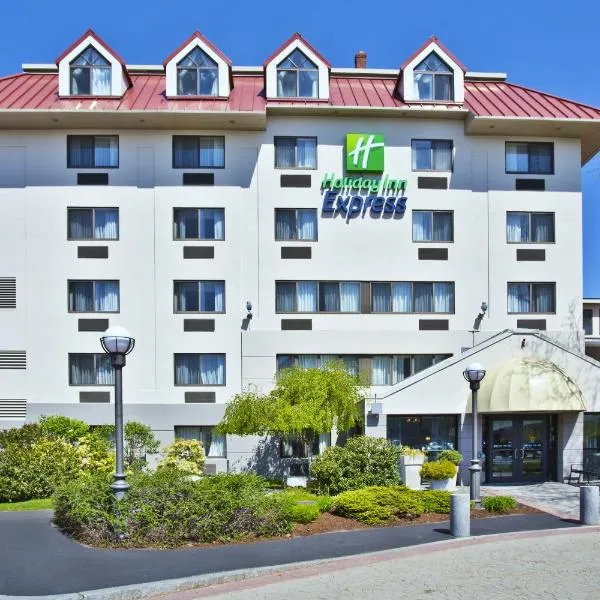 Holiday Inn Express Boston-Waltham by IHG, hotel in Waltham