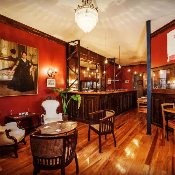 Casa California Guesthouse，位于瓦尔帕莱索的酒店