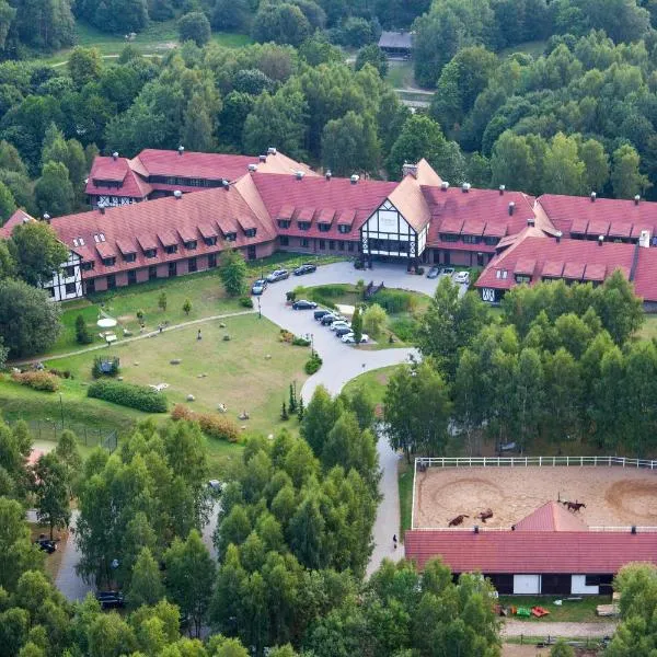 Hotel SPA Dr Irena Eris Wzgórza Dylewskie โรงแรมในWysoka Wieś