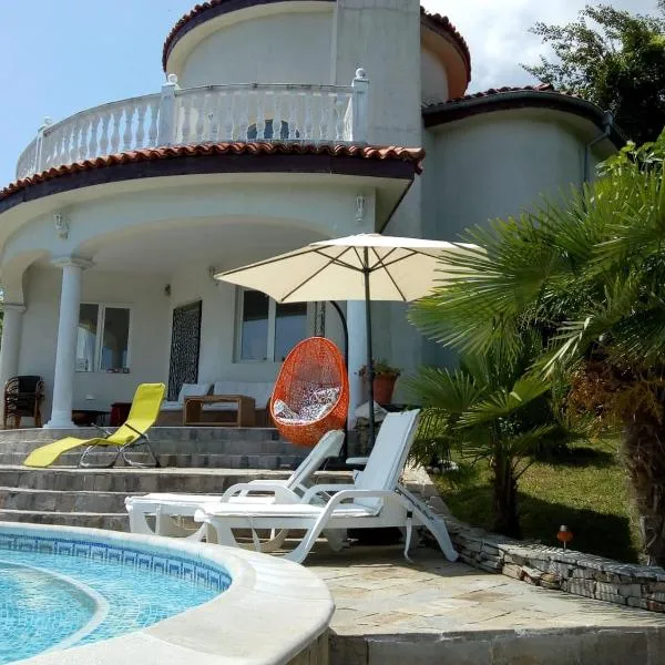 Villa Sky Music, hotel in Obzor
