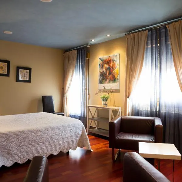 Hostal Fuentefria, hôtel à Abejar