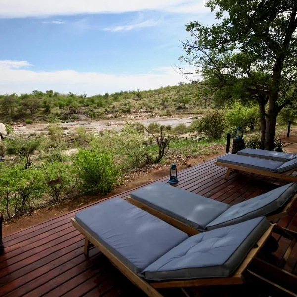 Ivory Wilderness River Rock Lodge, hotel v destinaci Klaserie Private Nature Reserve